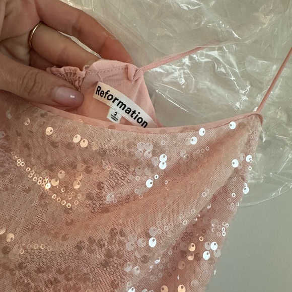REFORMATION - FRANKIE DRESS - PINK SEQUIN SIZE 2- WORN ONCE GREAT CONDITION - Picture 6 of 6